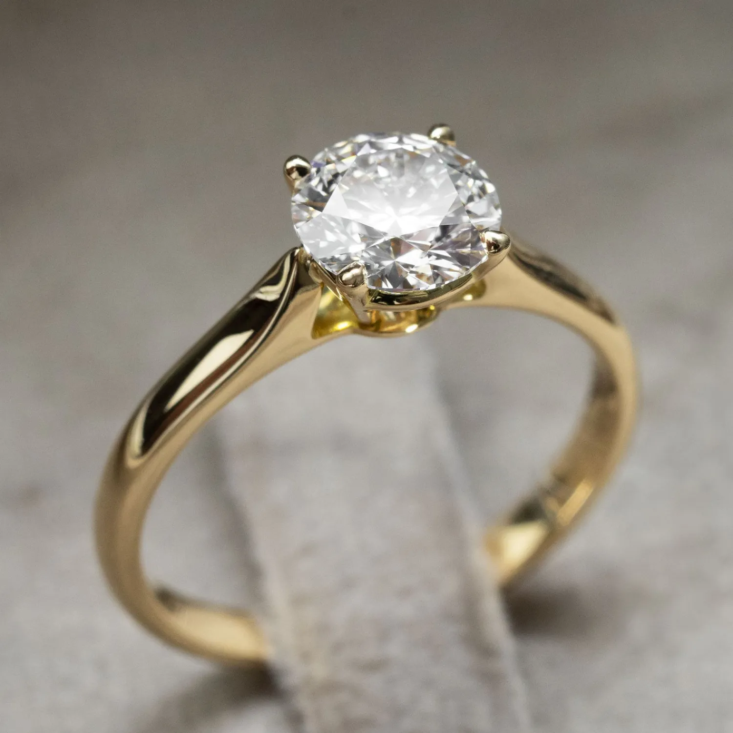 Ring Solitär 750 Weißgold 1 Brilliant 1,03ct. D/VS1-IGI Store