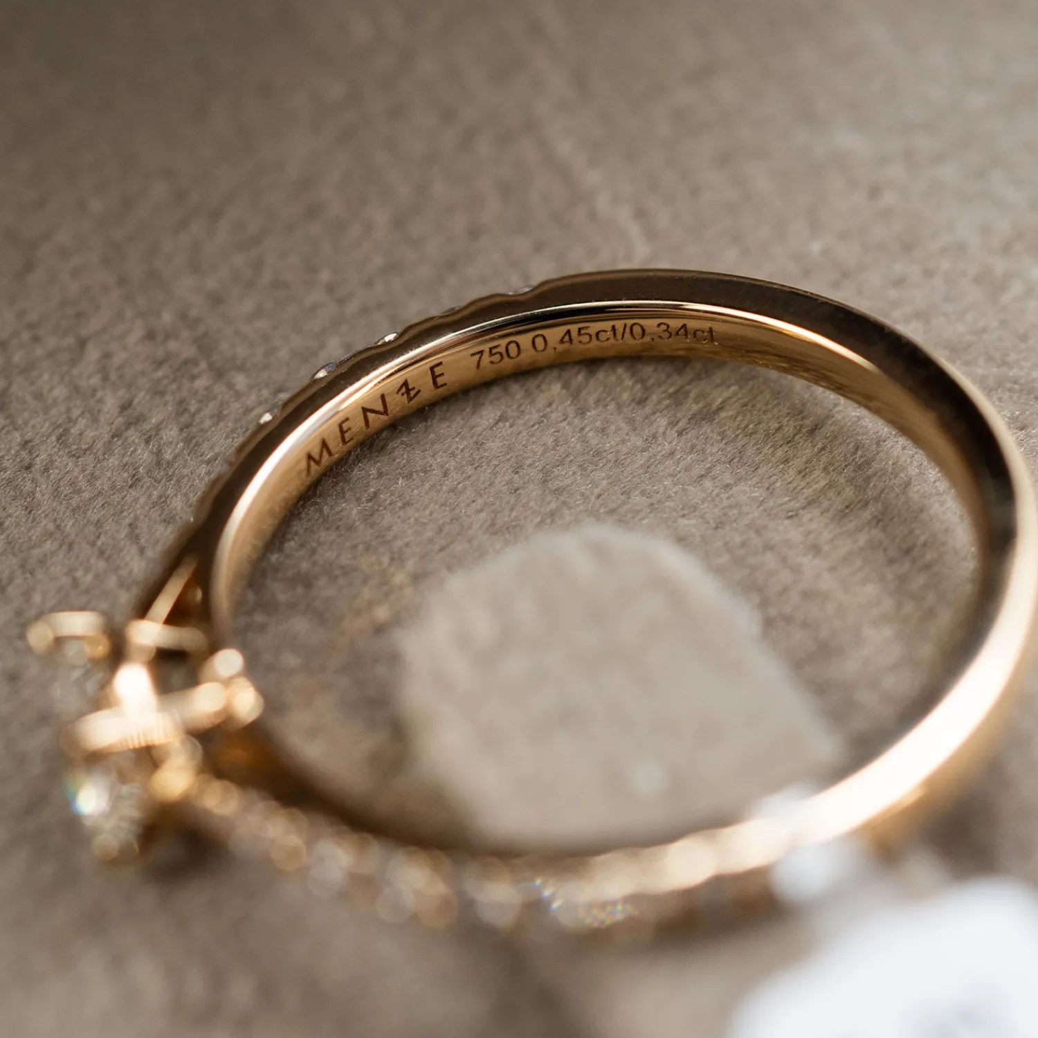 Ring Solitär Paveé 750 Rosegold 0,79ct 1 Brilliant 0,45ct. F/Si1 + 18 Brill. 0,34ct TW/VSi-GIA Best